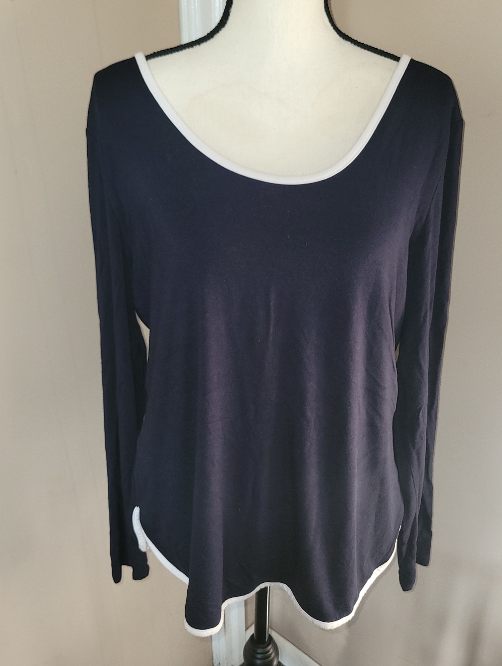 🔥5/$20 Grace Black Long Sleeve Scoop Top with White Trim Accents